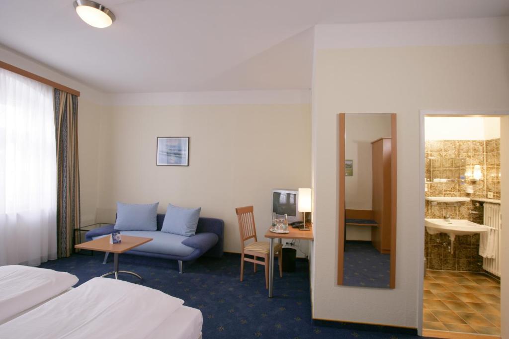 Altstadt-Hotel Zieglerbraeu داخاو الغرفة الصورة