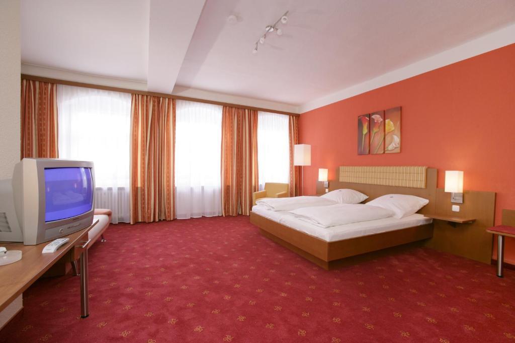 Altstadt-Hotel Zieglerbraeu داخاو الغرفة الصورة